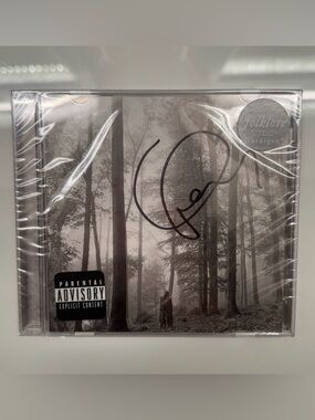 NEW Taylor Swift Signed folklore CD